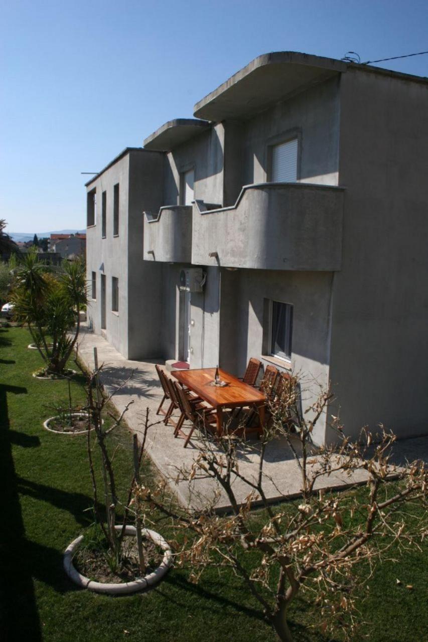 Apartments Ivica Kaštela Kültér fotó